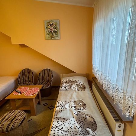 Pokoje Goscinne U Sary Darlowo Bagian luar foto
